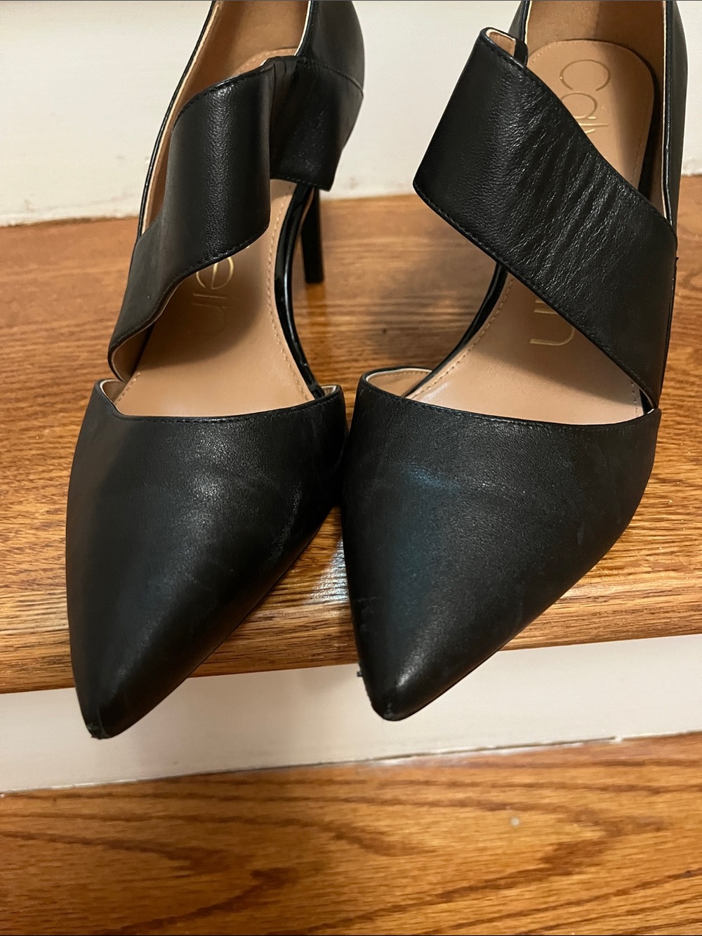 Calvin Klein matte Black Pointed Toe elastic Cutout Strap Pumps worn once - Picture 6 of 6